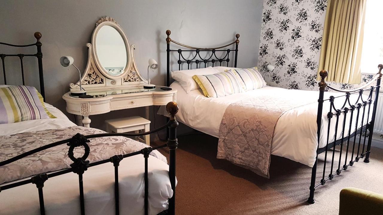 The Royal Oak Duddington Bed & Breakfast Stamford Bagian luar foto