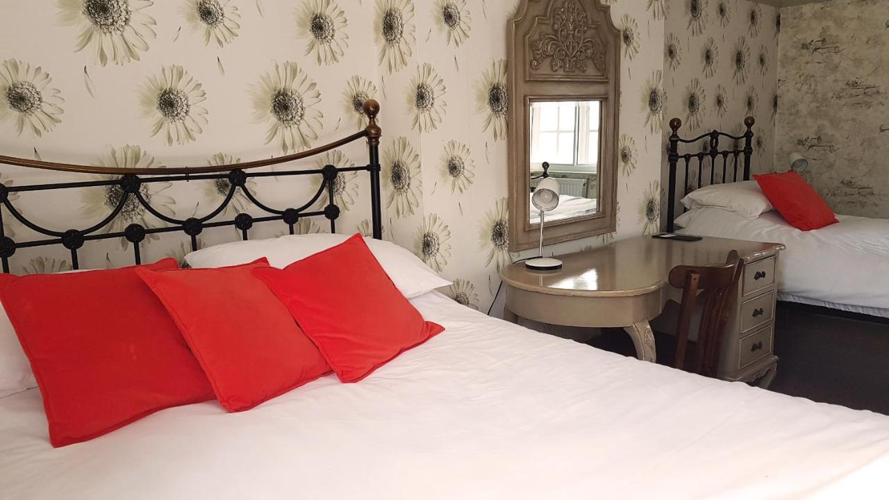 The Royal Oak Duddington Bed & Breakfast Stamford Bagian luar foto