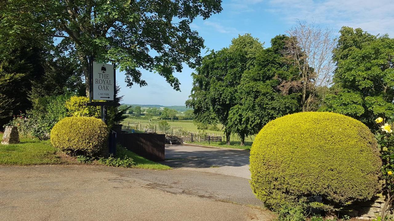 The Royal Oak Duddington Bed & Breakfast Stamford Bagian luar foto